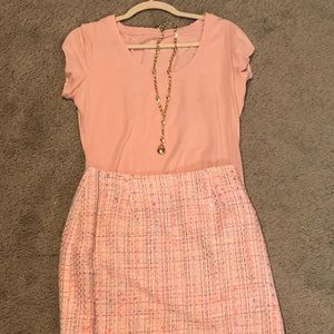 🎉4 for 20🎉Cute multi color skirt, but more pink